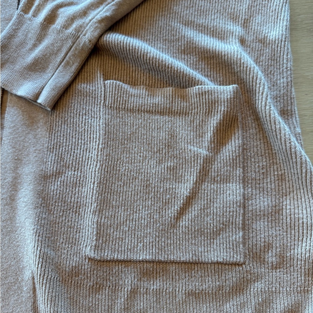 GAP Women's Beige Cardigan Sweater L - Picture 2 of 5